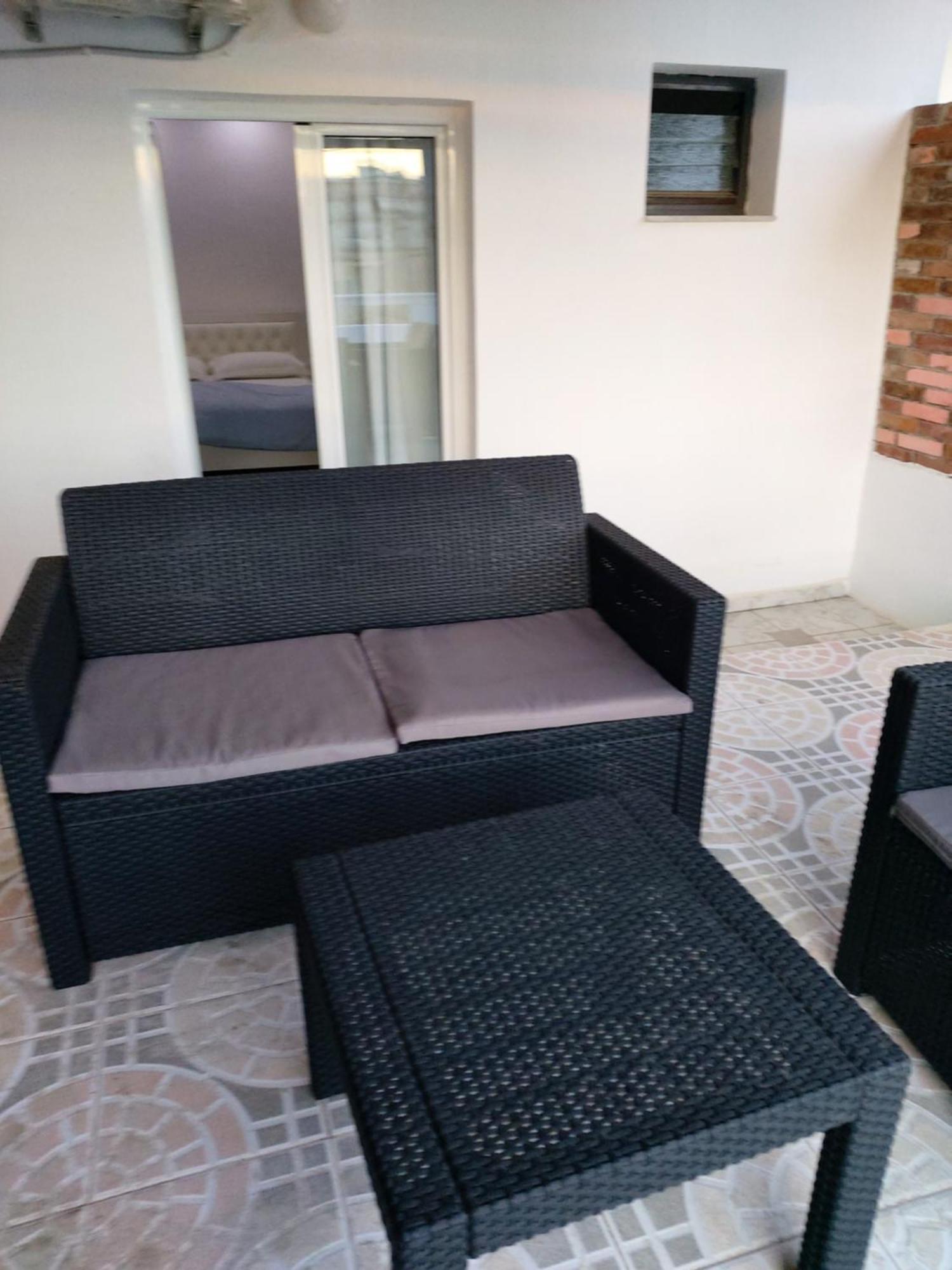 Spacious Apartment Near The Beach Sarandë Eksteriør billede