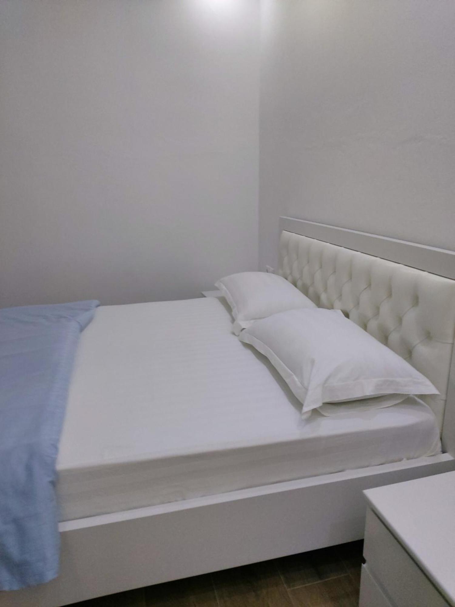 Spacious Apartment Near The Beach Sarandë Eksteriør billede