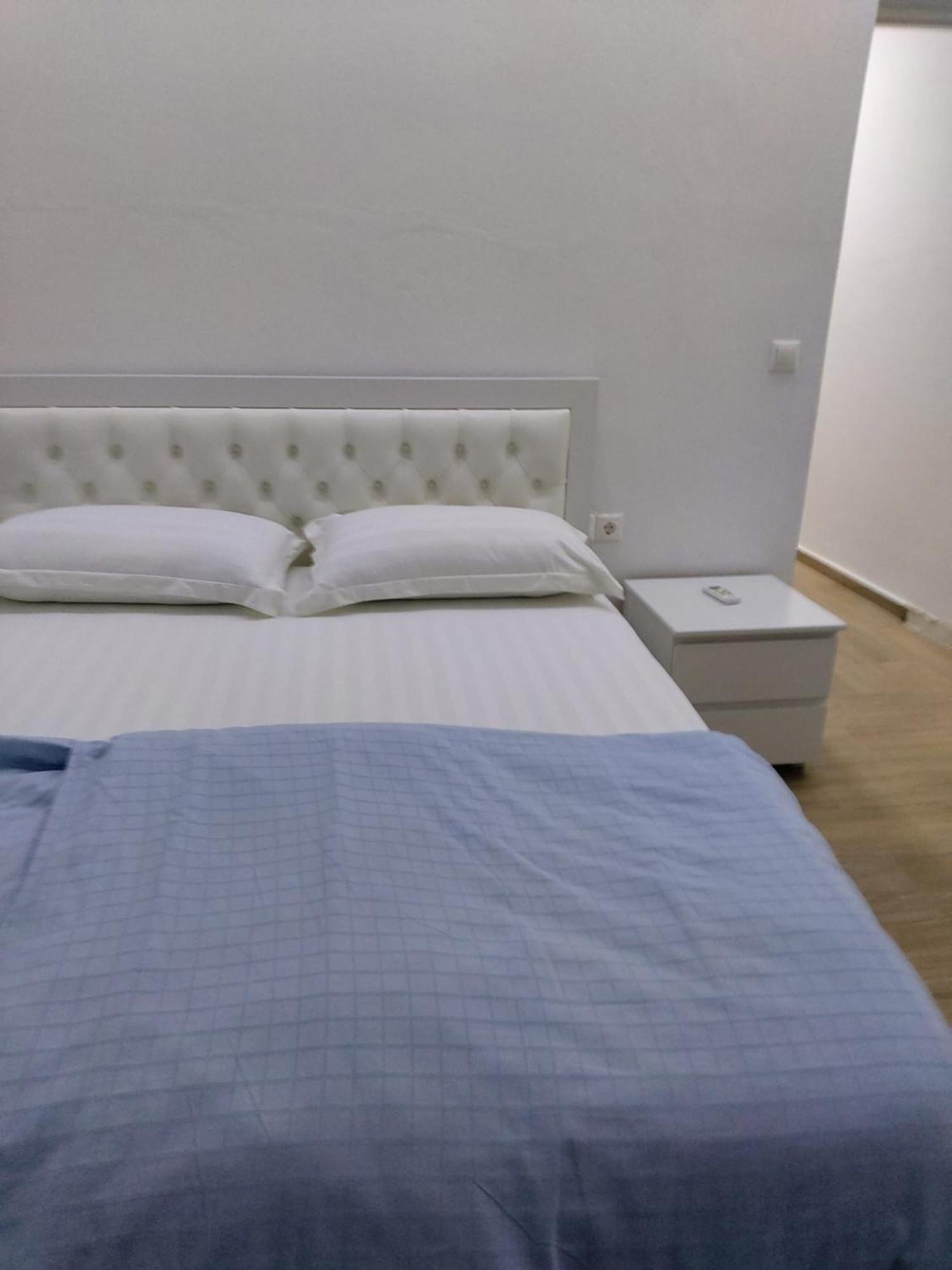 Spacious Apartment Near The Beach Sarandë Eksteriør billede